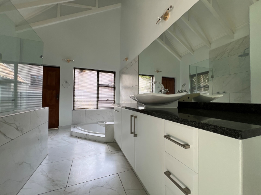 4 Bedroom Property for Sale in Olympus AH Gauteng