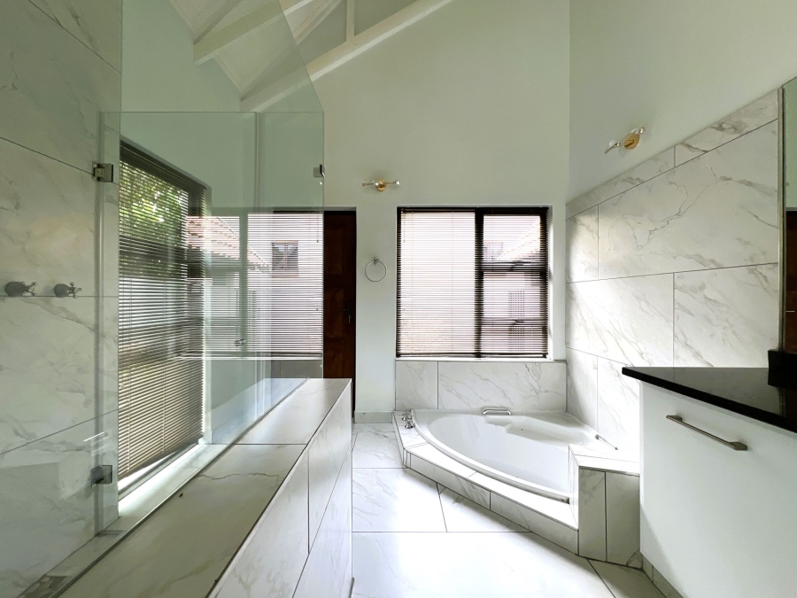 4 Bedroom Property for Sale in Olympus AH Gauteng