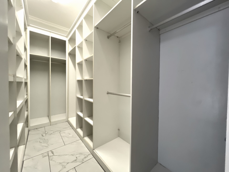 4 Bedroom Property for Sale in Olympus AH Gauteng