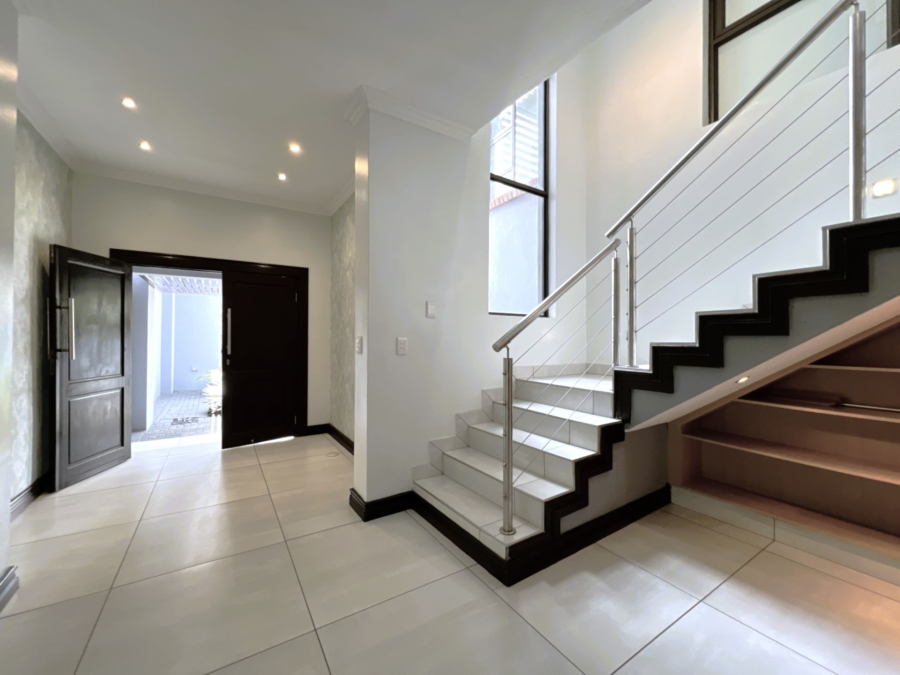 4 Bedroom Property for Sale in Olympus AH Gauteng