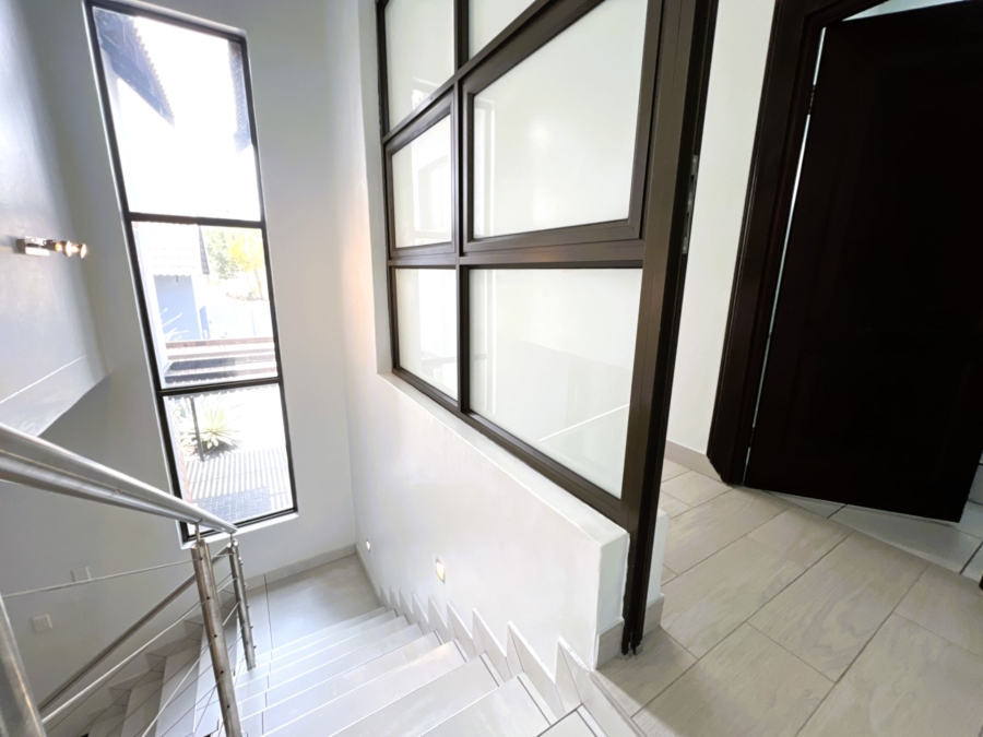 4 Bedroom Property for Sale in Olympus AH Gauteng