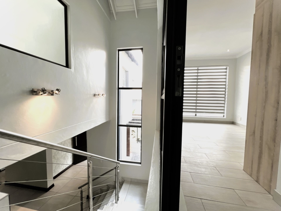 4 Bedroom Property for Sale in Olympus AH Gauteng