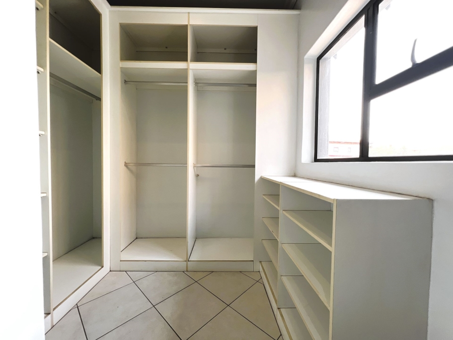 4 Bedroom Property for Sale in Olympus AH Gauteng