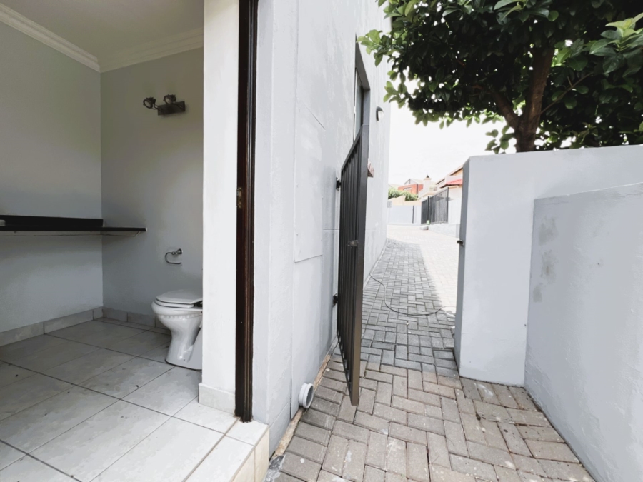 4 Bedroom Property for Sale in Olympus AH Gauteng