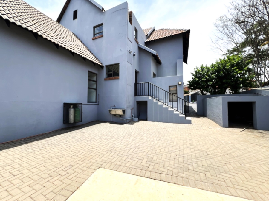 4 Bedroom Property for Sale in Olympus AH Gauteng
