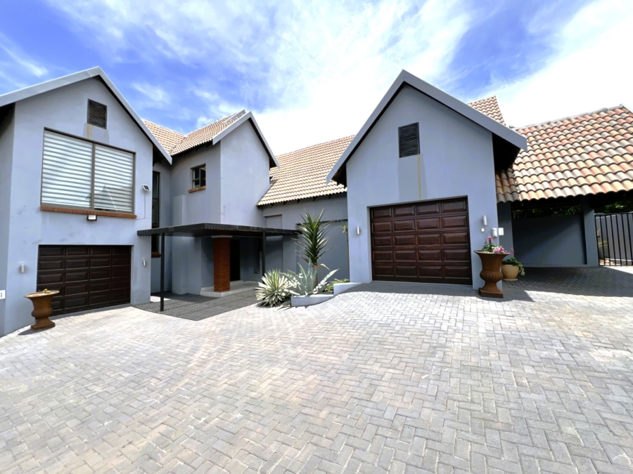 4 Bedroom Property for Sale in Olympus AH Gauteng