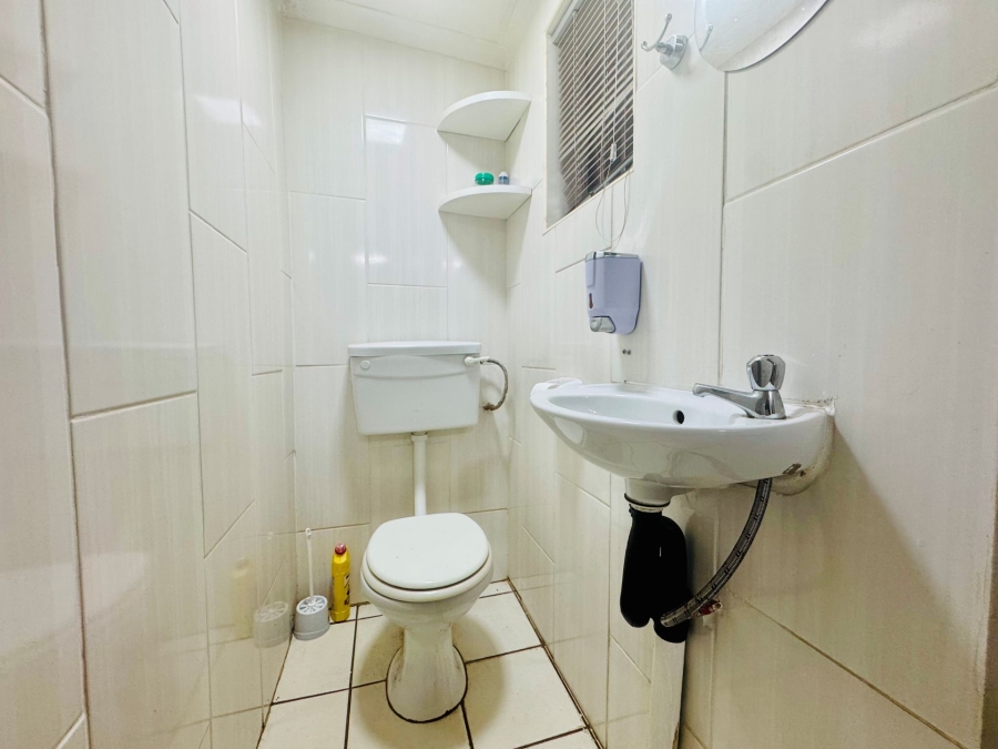 2 Bedroom Property for Sale in Sinoville Gauteng