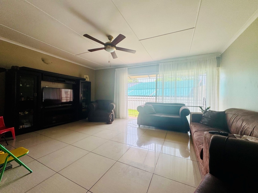 3 Bedroom Property for Sale in Sinoville Gauteng