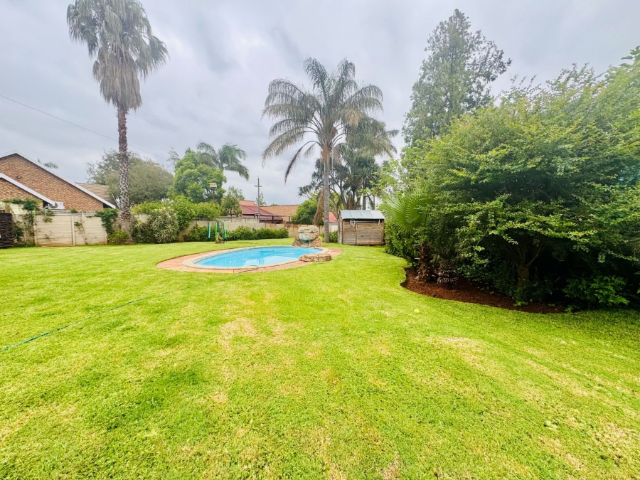 3 Bedroom Property for Sale in Sinoville Gauteng