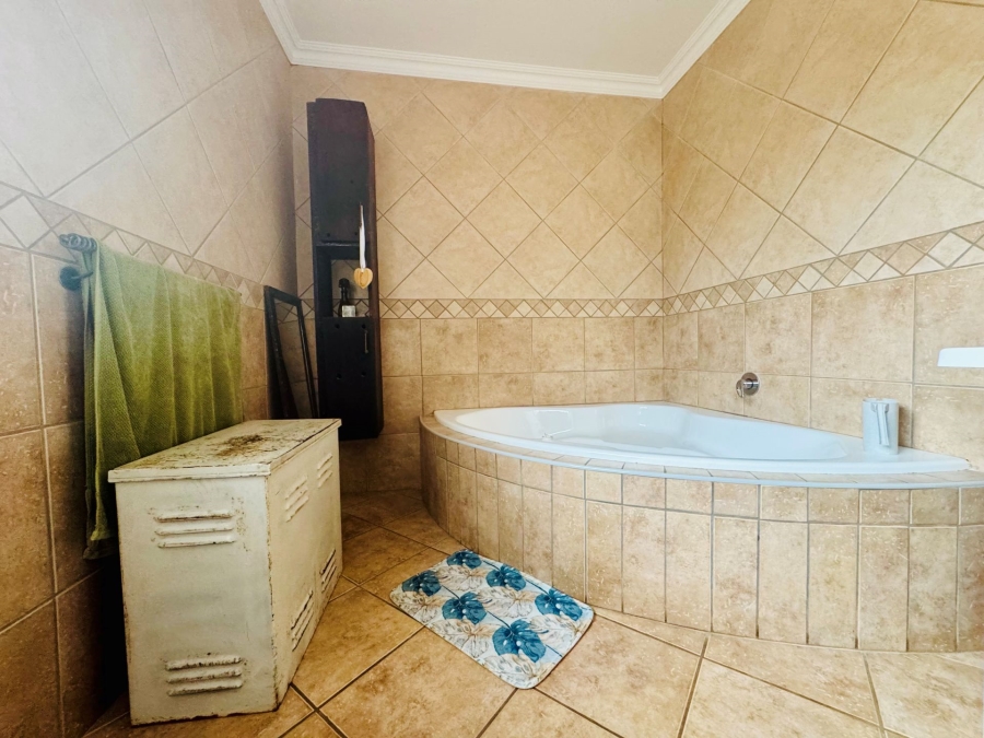 3 Bedroom Property for Sale in Sinoville Gauteng