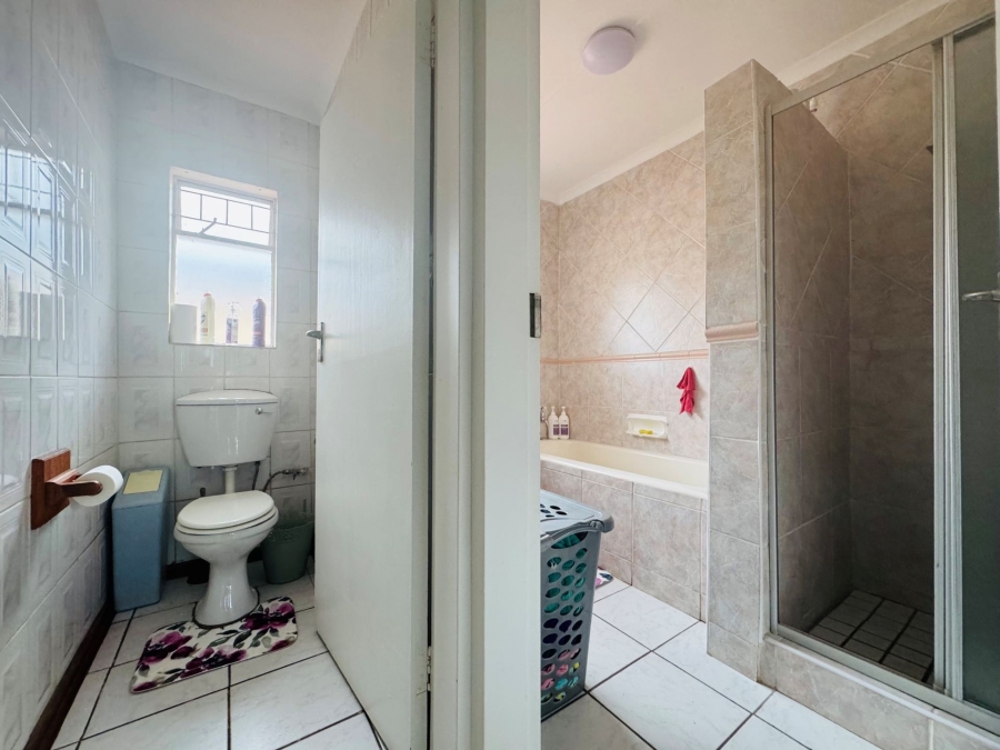 3 Bedroom Property for Sale in Sinoville Gauteng