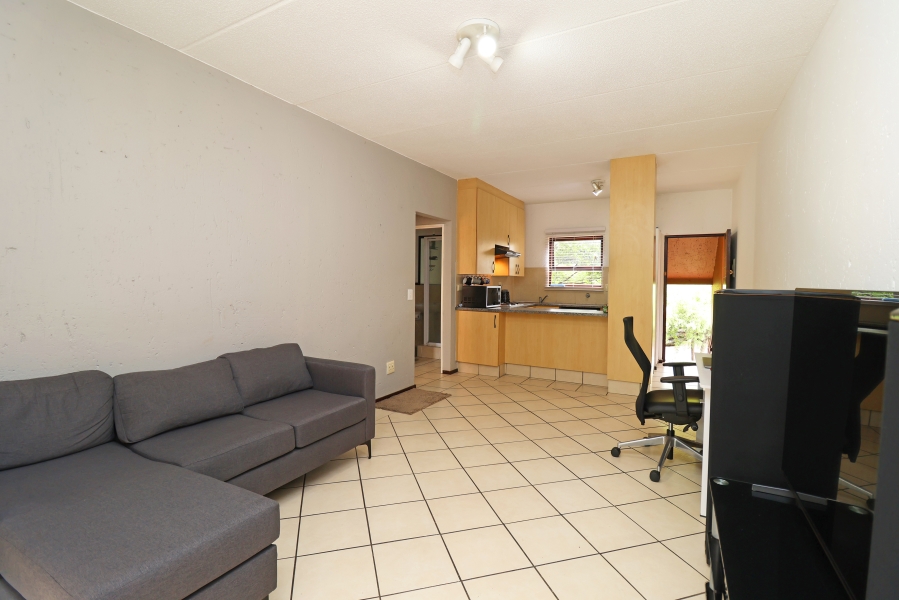 1 Bedroom Property for Sale in Lonehill Gauteng