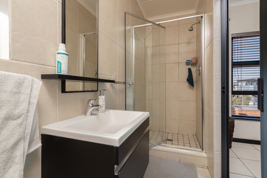 3 Bedroom Property for Sale in Oakdene Gauteng