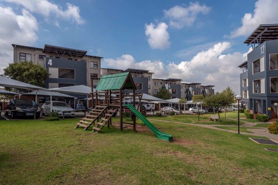 3 Bedroom Property for Sale in Oakdene Gauteng