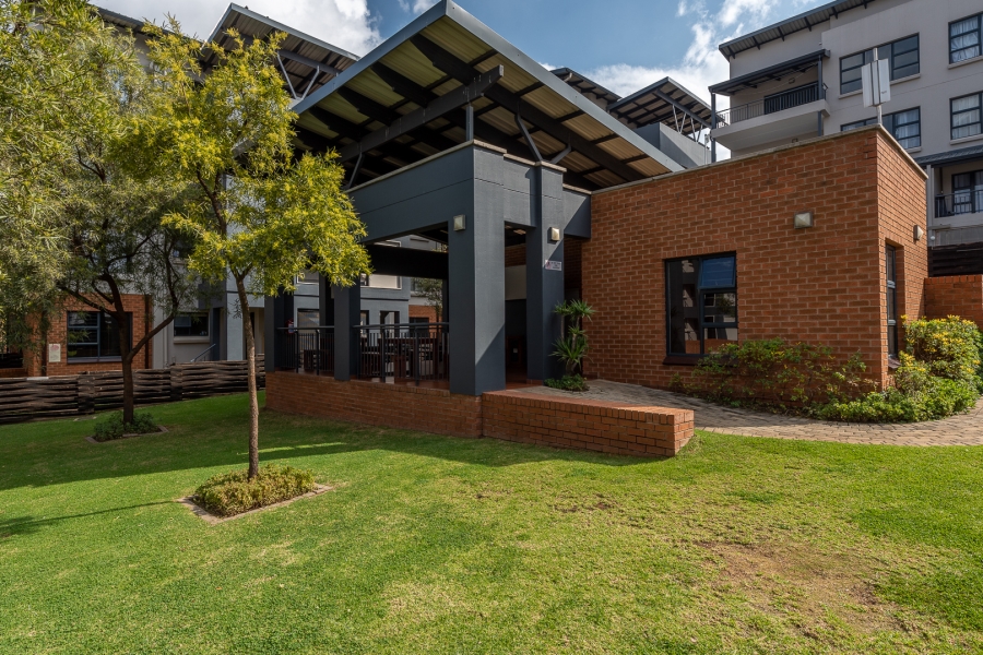 3 Bedroom Property for Sale in Oakdene Gauteng