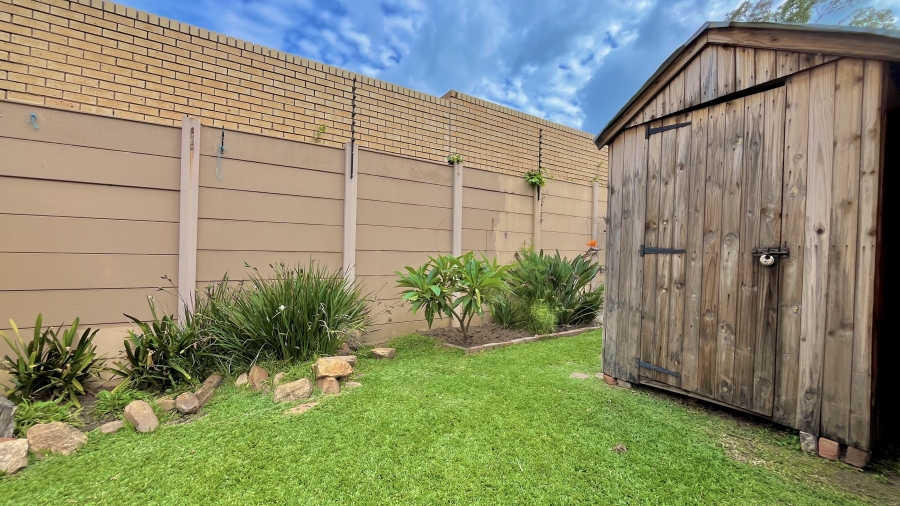 2 Bedroom Property for Sale in Allens Nek Gauteng