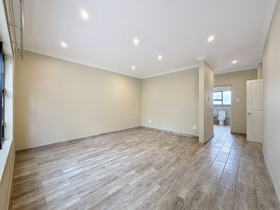 To Let 4 Bedroom Property for Rent in Silverwoods Country Estate Gauteng