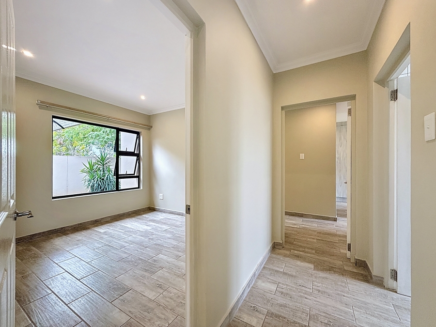 To Let 4 Bedroom Property for Rent in Silverwoods Country Estate Gauteng