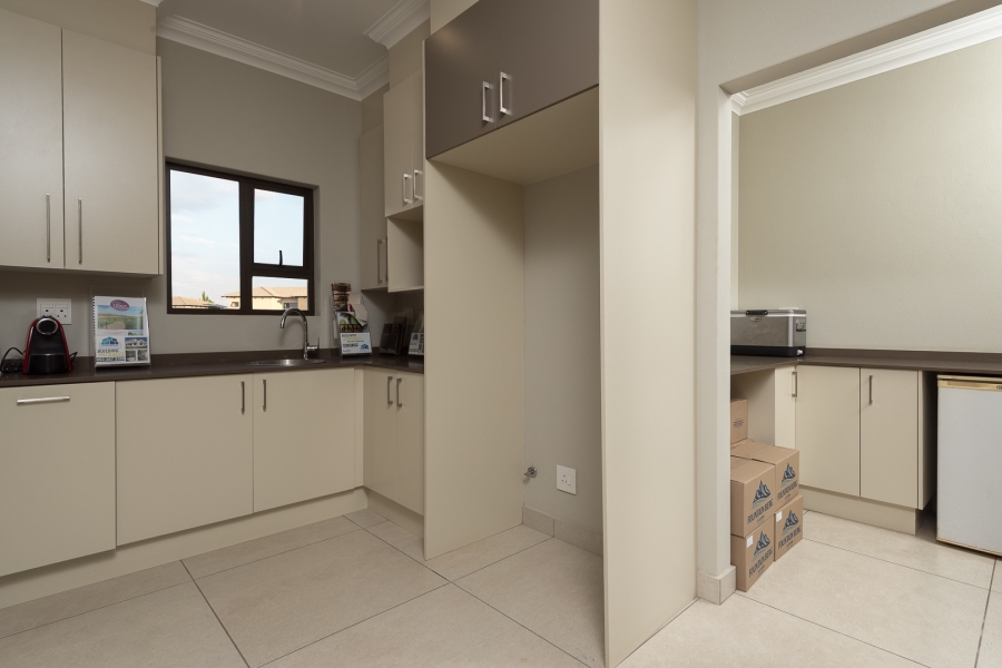 4 Bedroom Property for Sale in Eye of Africa Gauteng