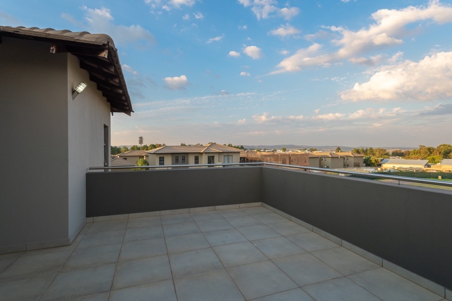 4 Bedroom Property for Sale in Eye of Africa Gauteng