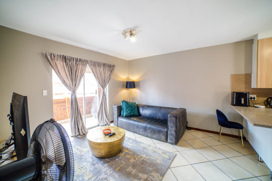 To Let 2 Bedroom Property for Rent in Monavoni Gauteng