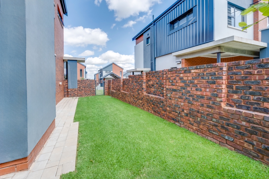 3 Bedroom Property for Sale in North Riding Gauteng