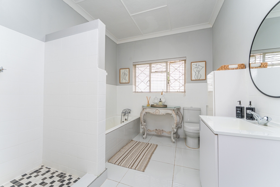 Commercial Property for Sale in Florida Hills Gauteng