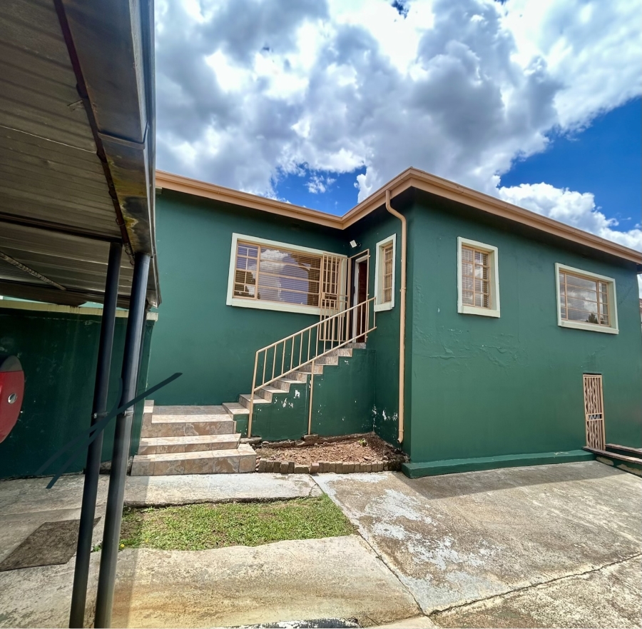 3 Bedroom Property for Sale in Discovery Gauteng