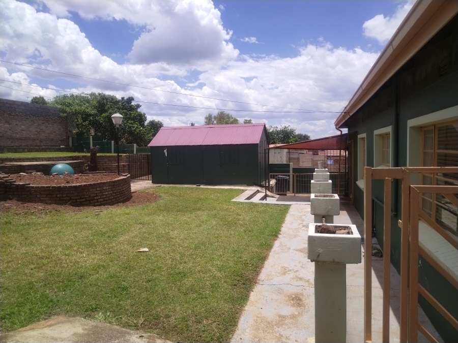 3 Bedroom Property for Sale in Discovery Gauteng