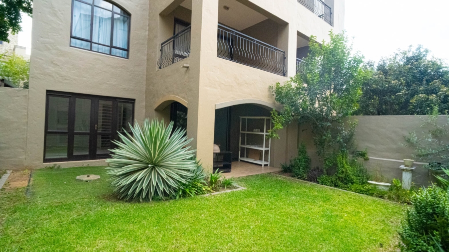 To Let 1 Bedroom Property for Rent in Pineslopes Gauteng