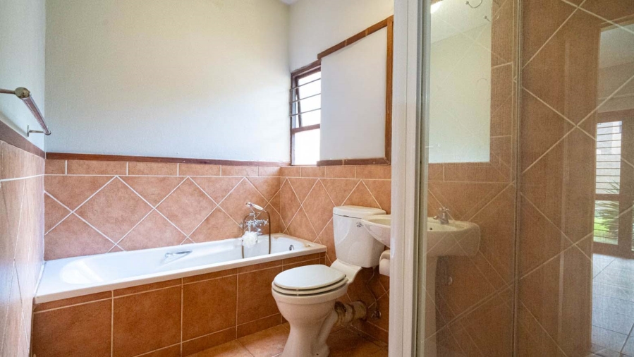To Let 1 Bedroom Property for Rent in Pineslopes Gauteng