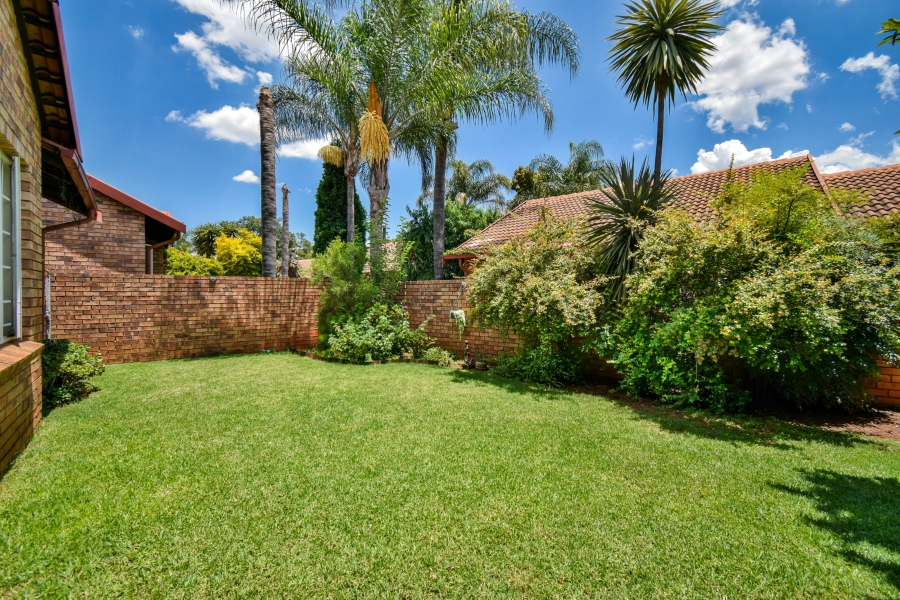 2 Bedroom Property for Sale in Meyerspark Gauteng