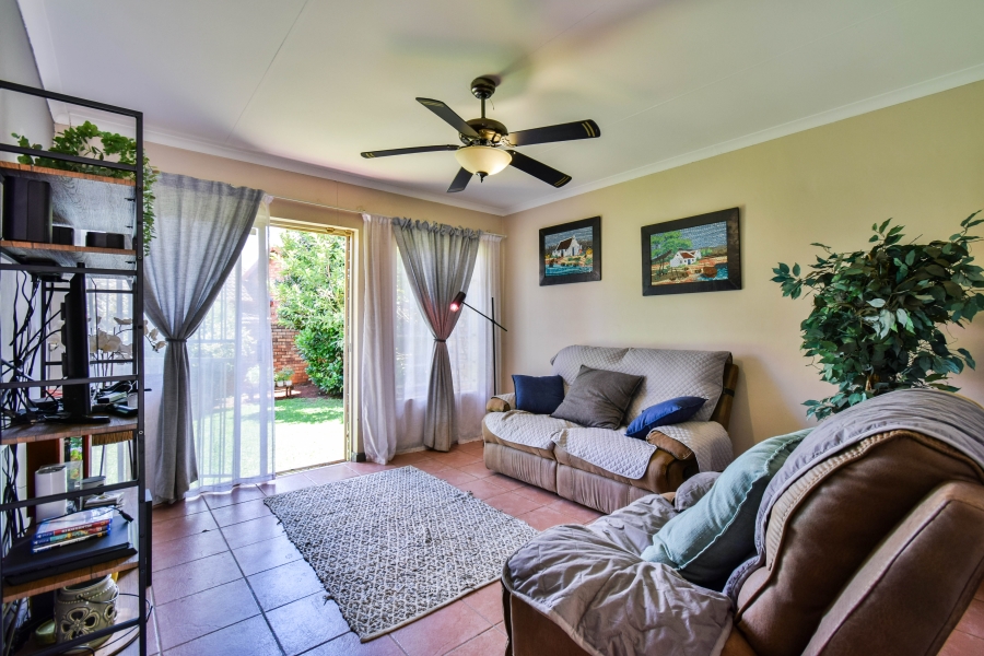 2 Bedroom Property for Sale in Meyerspark Gauteng