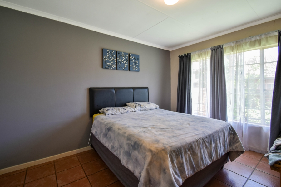 2 Bedroom Property for Sale in Meyerspark Gauteng