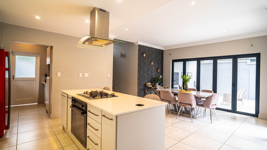 3 Bedroom Property for Sale in Broadacres Gauteng