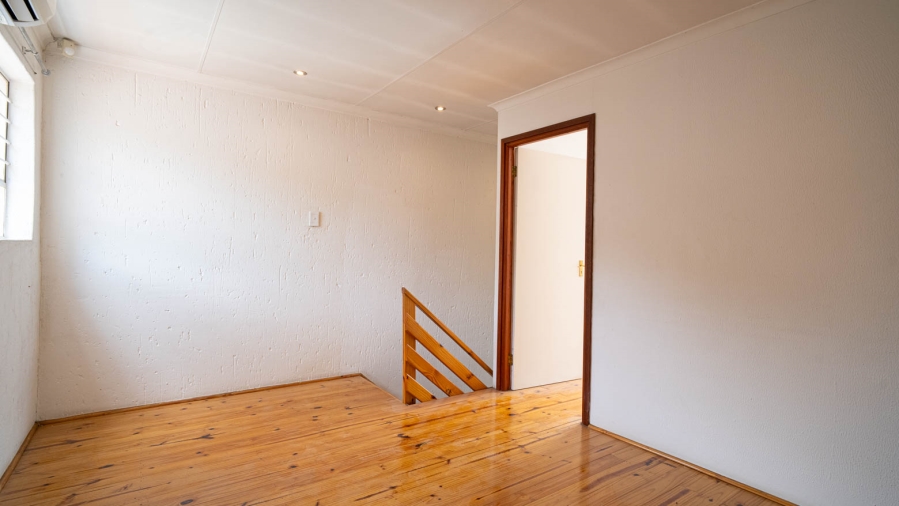 3 Bedroom Property for Sale in Buccleuch Gauteng