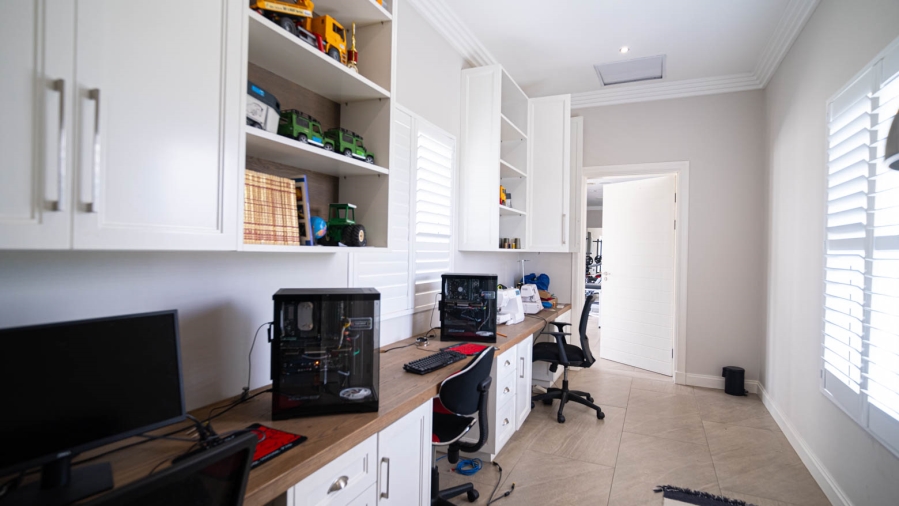 5 Bedroom Property for Sale in Steyn City Gauteng