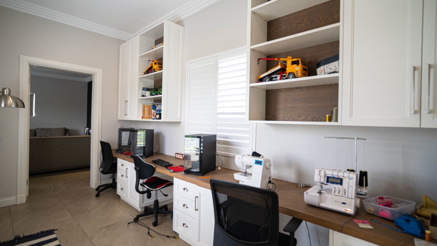 5 Bedroom Property for Sale in Steyn City Gauteng