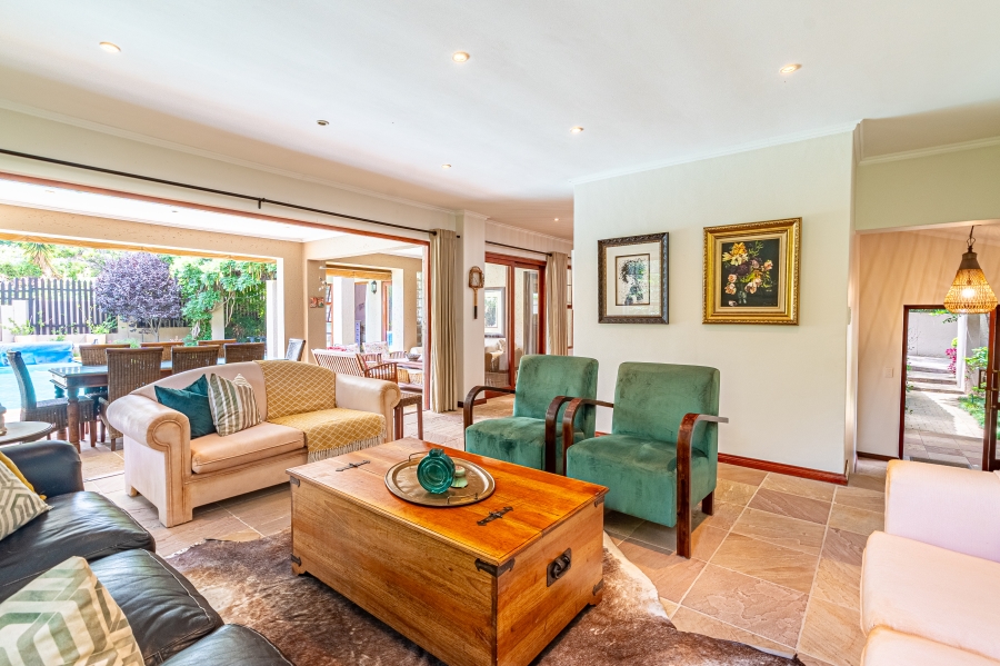 4 Bedroom Property for Sale in Douglasdale Gauteng