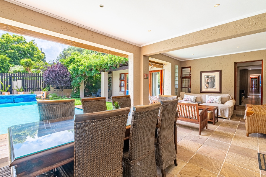 4 Bedroom Property for Sale in Douglasdale Gauteng