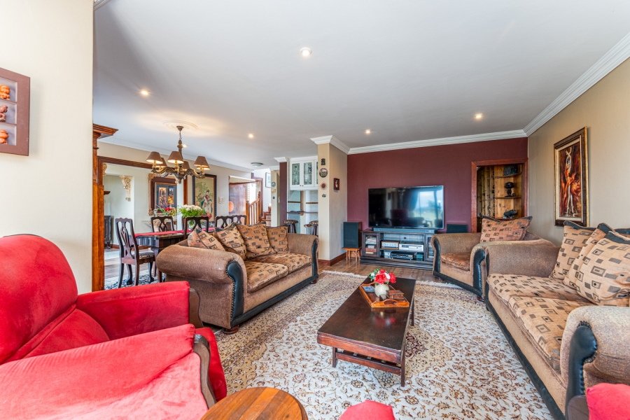 4 Bedroom Property for Sale in Helderkruin Gauteng