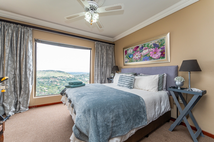 4 Bedroom Property for Sale in Helderkruin Gauteng