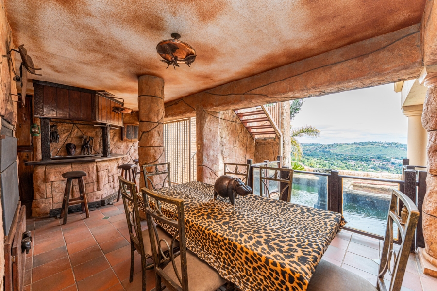 4 Bedroom Property for Sale in Helderkruin Gauteng