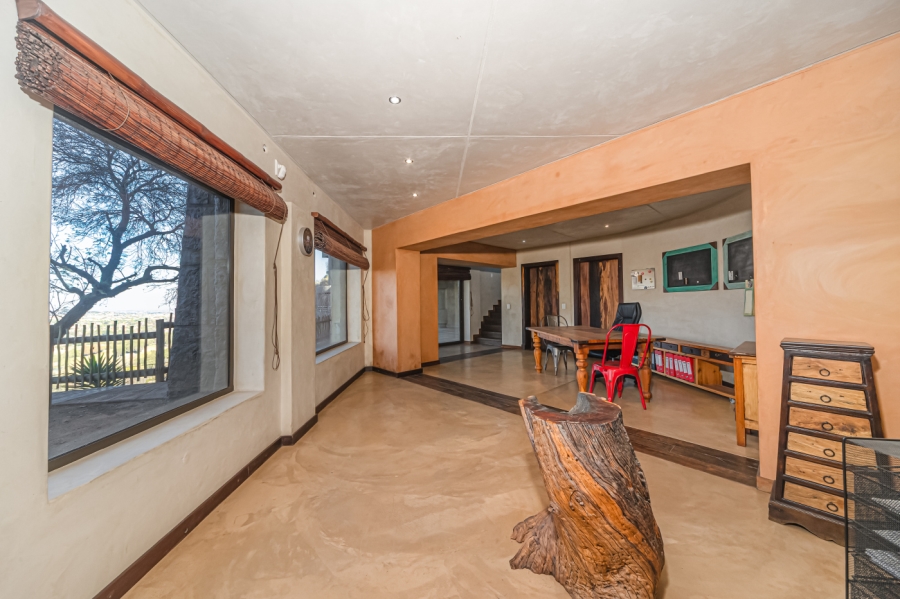 8 Bedroom Property for Sale in Glenvista Gauteng