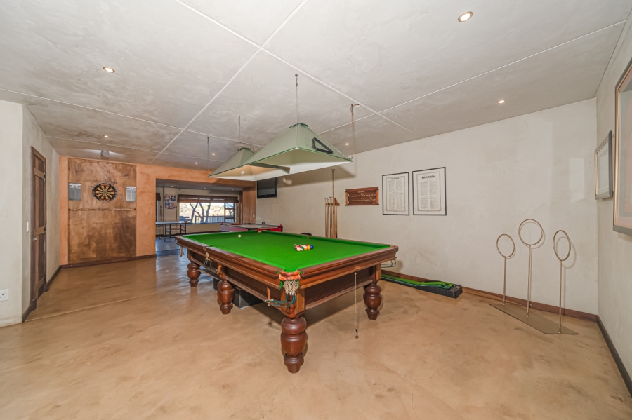 8 Bedroom Property for Sale in Glenvista Gauteng