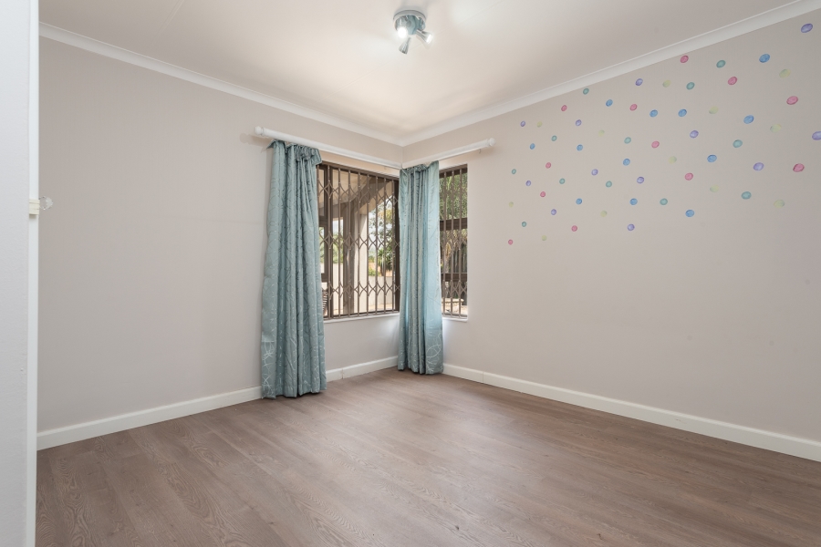 4 Bedroom Property for Sale in Bassonia Gauteng