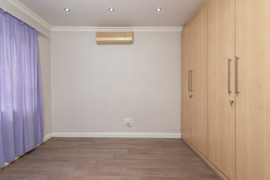 4 Bedroom Property for Sale in Bassonia Gauteng