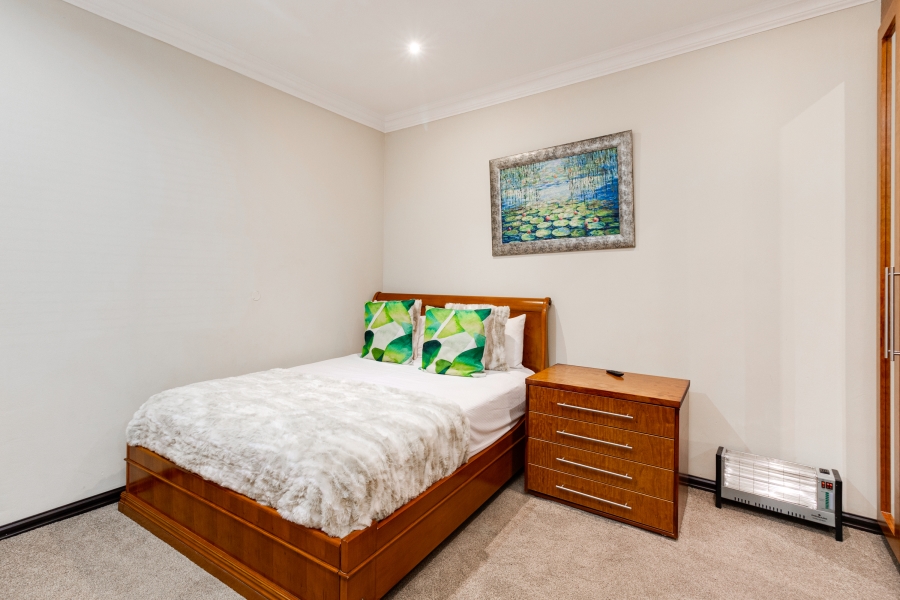 6 Bedroom Property for Sale in Meyersdal Gauteng