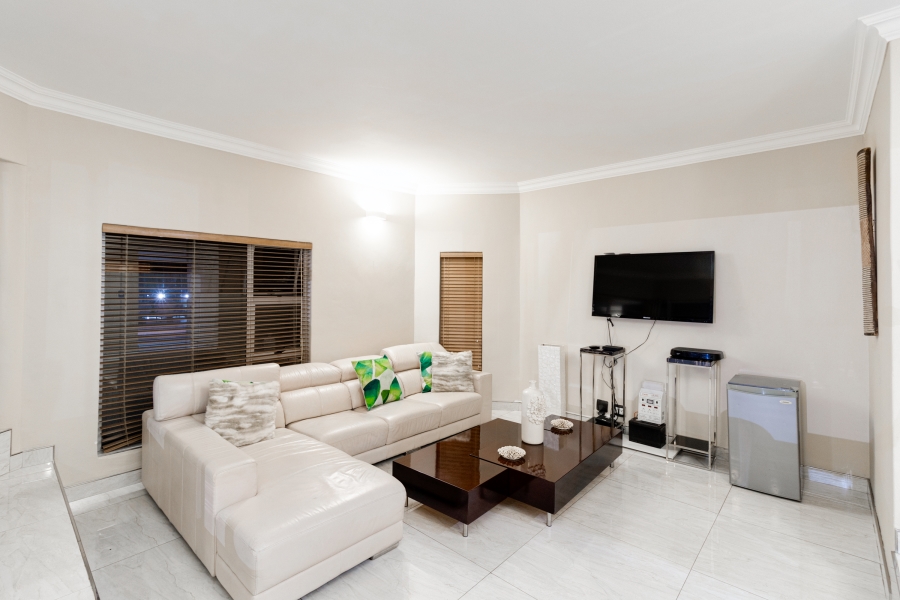 6 Bedroom Property for Sale in Meyersdal Gauteng