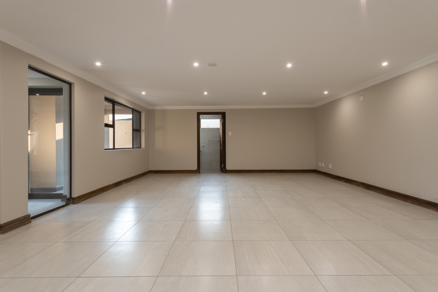 4 Bedroom Property for Sale in Eye of Africa Gauteng